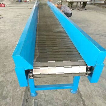不銹鋼鏈板輸送機 耐高溫食品輸送帶的理想選擇與高效流水線應用